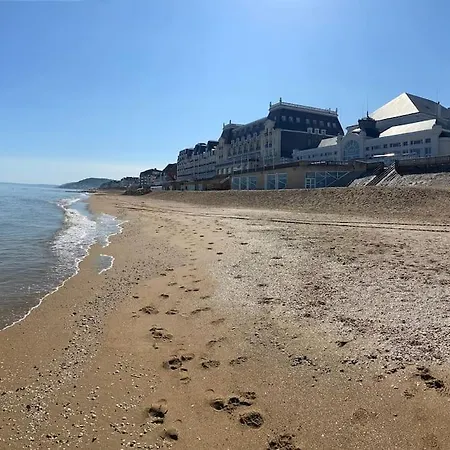 Bel En Plein Centre De *