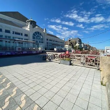Apartment Bel En Plein Centre De Cabourg